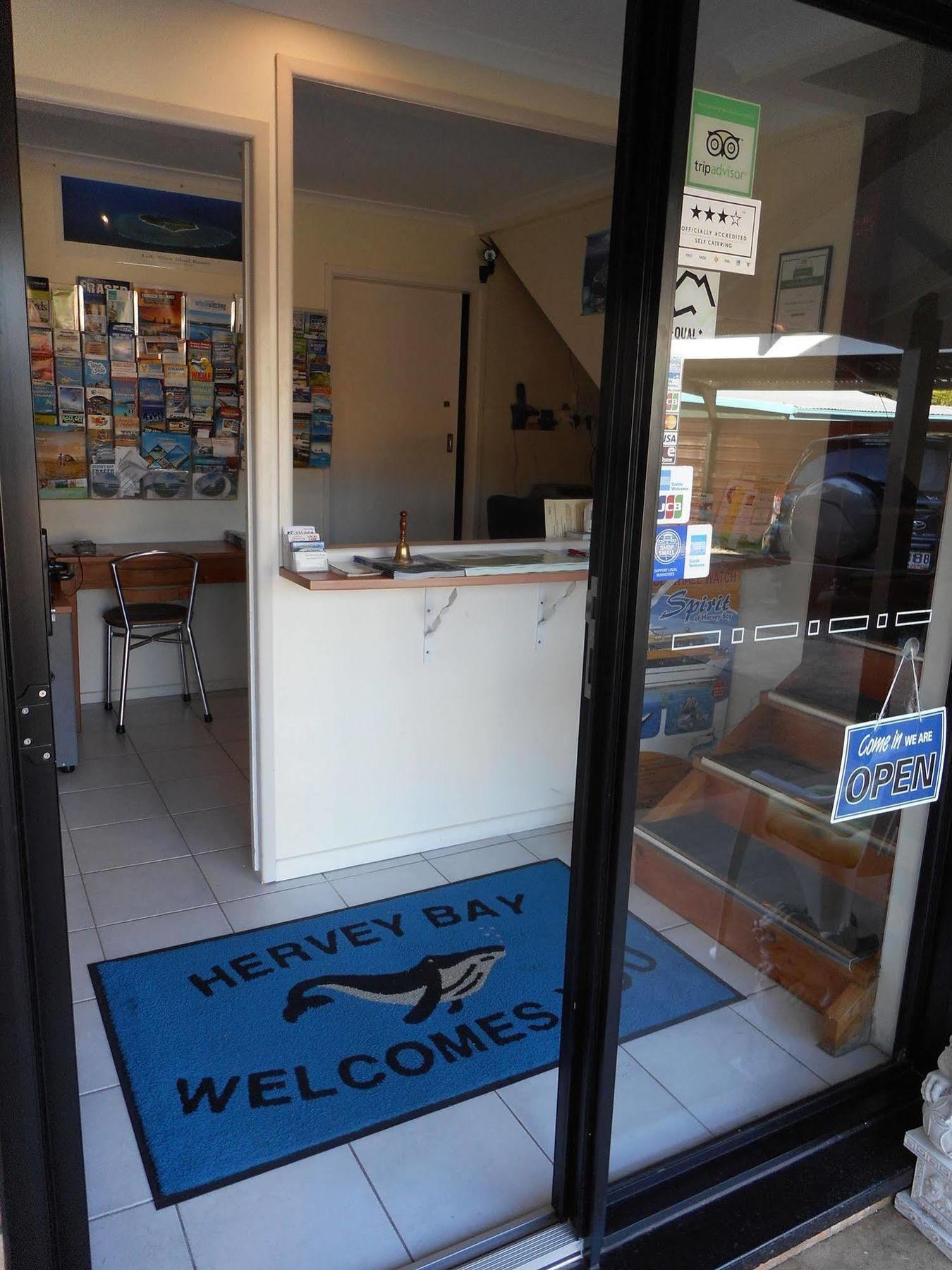 Hervey Bay Colonial Lodge Torquay Екстер'єр фото