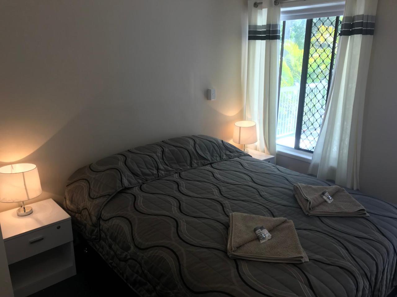 Hervey Bay Colonial Lodge Torquay Екстер'єр фото