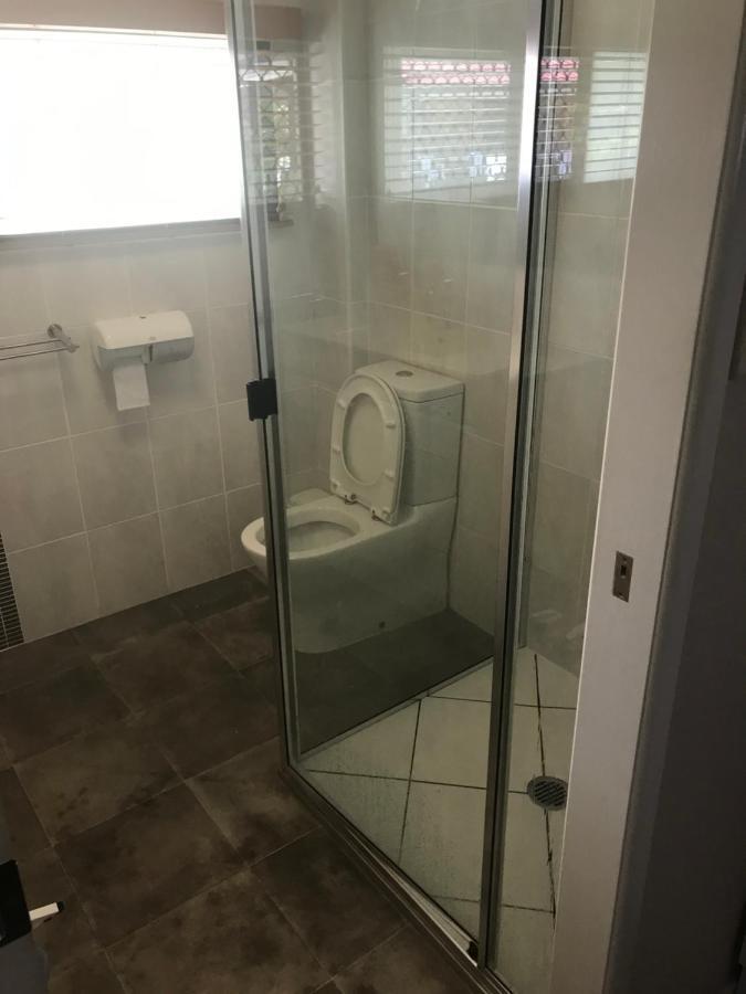 Hervey Bay Colonial Lodge Torquay Екстер'єр фото